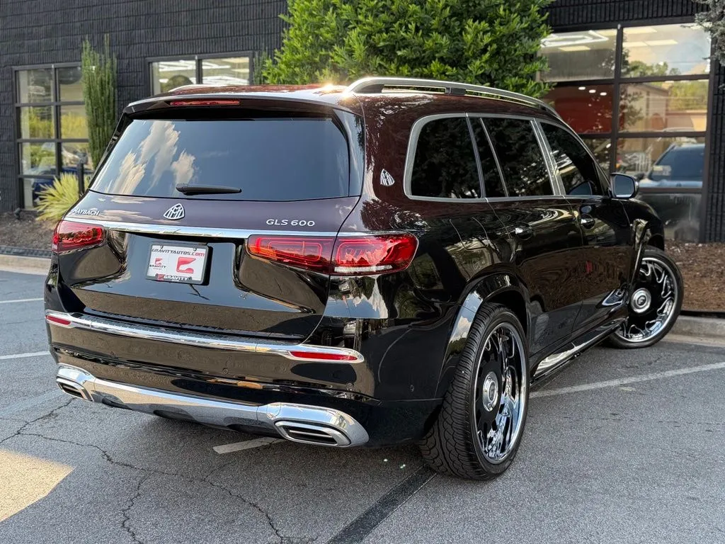 Mercedes-Benz GLS photo 12