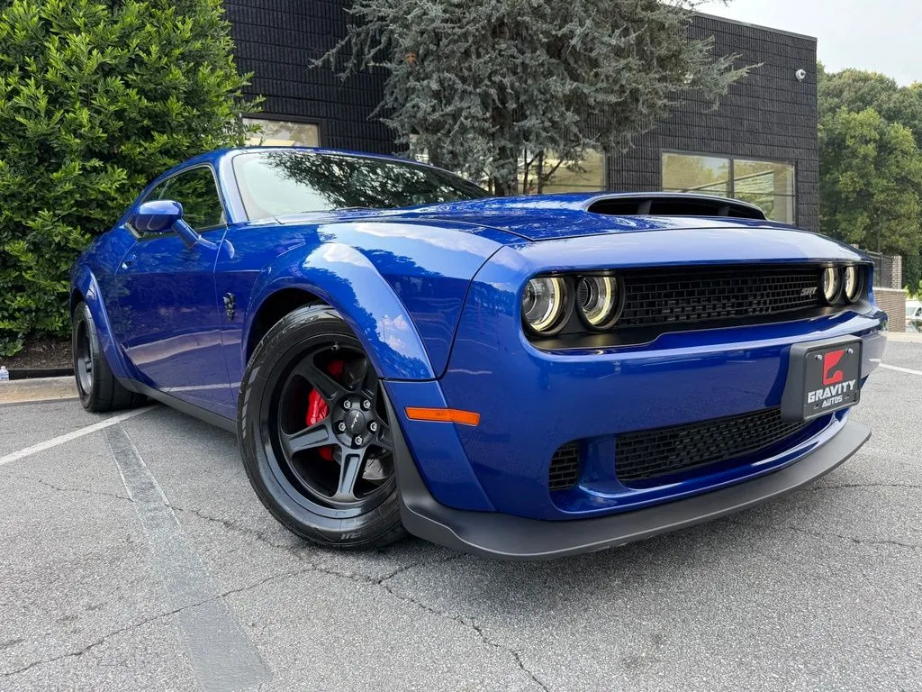 Dodge Challenger photo 8