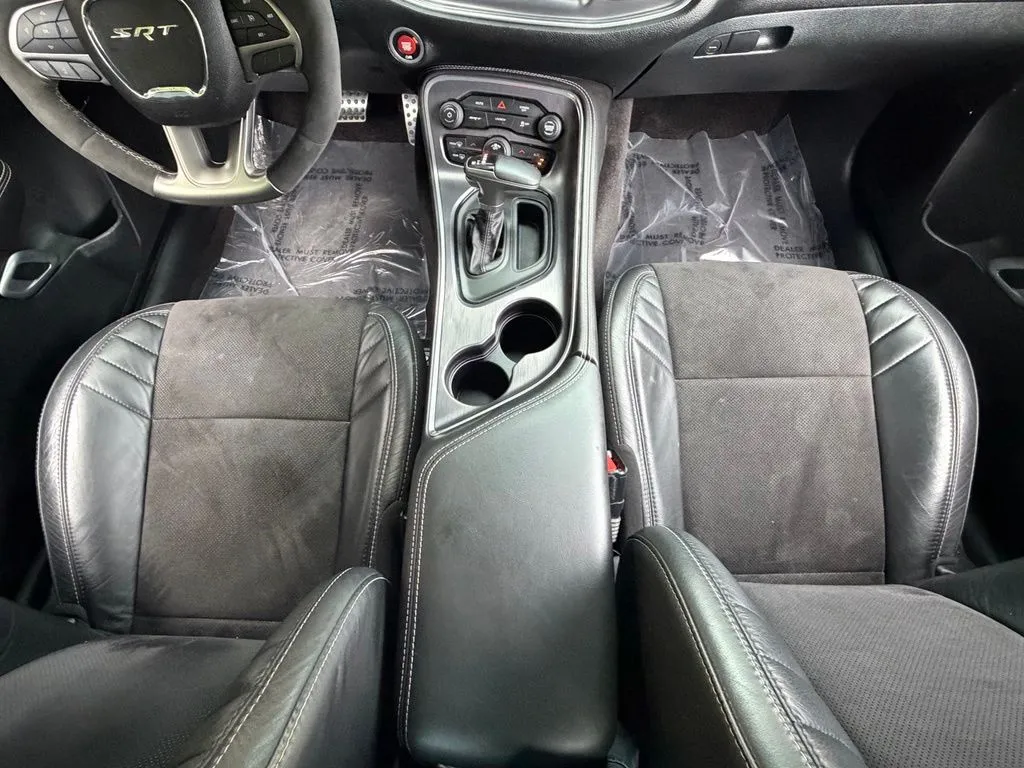Dodge Challenger photo 46