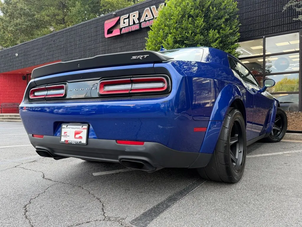 Dodge Challenger photo 13