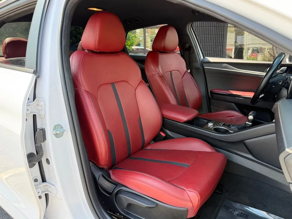 Kia K5 photo 35