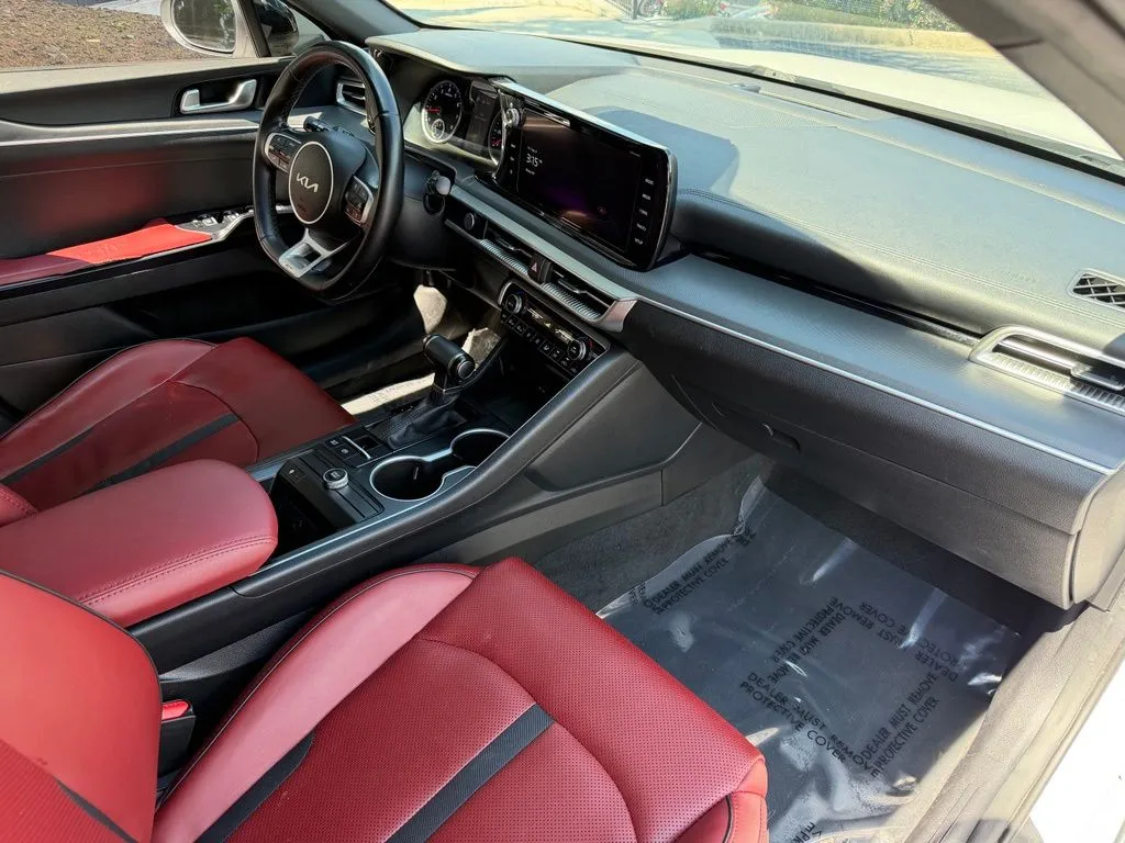 Kia K5 photo 33