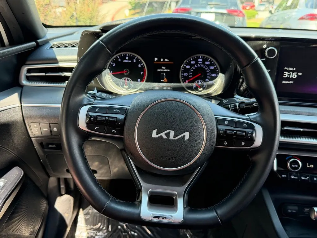 Kia K5 photo 43