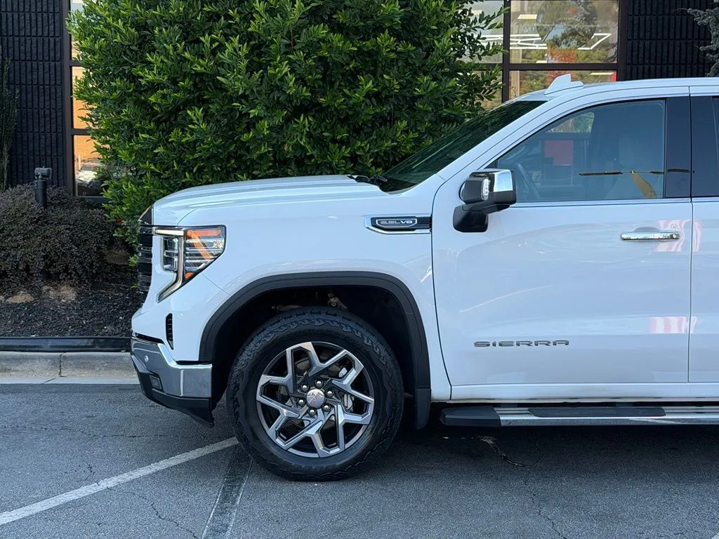 GMC Sierra 1500 photo 10