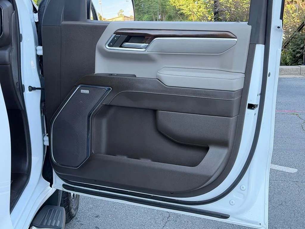 GMC Sierra 1500 photo 35