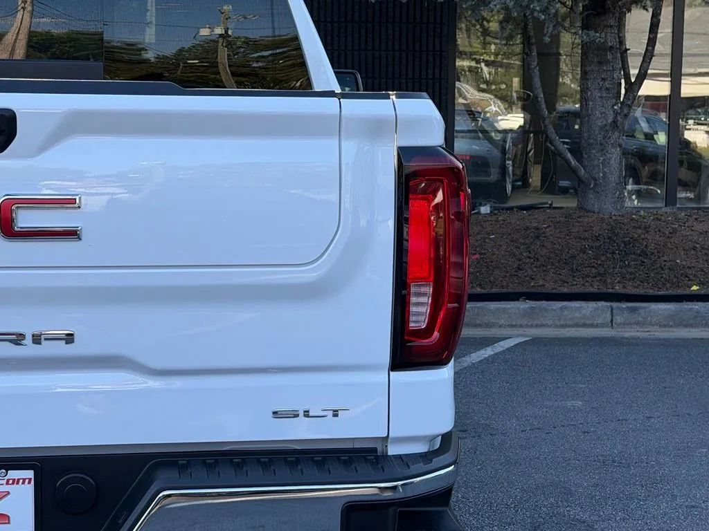 GMC Sierra 1500 photo 16