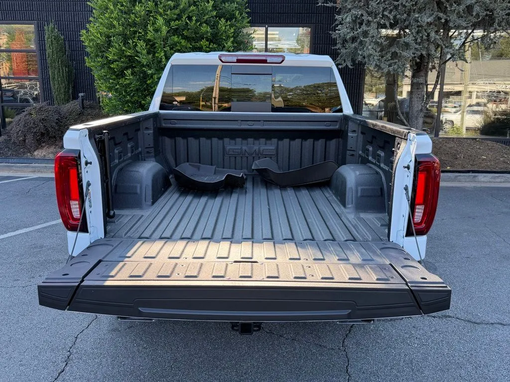 GMC Sierra 1500 photo 17