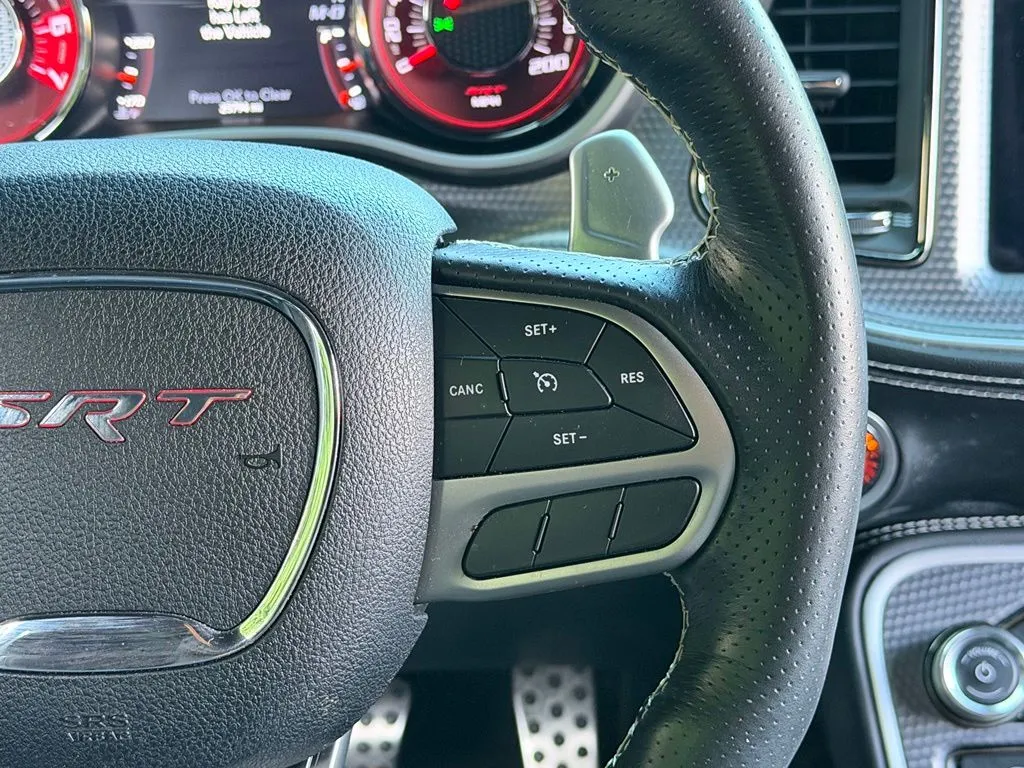 Dodge Challenger photo 40