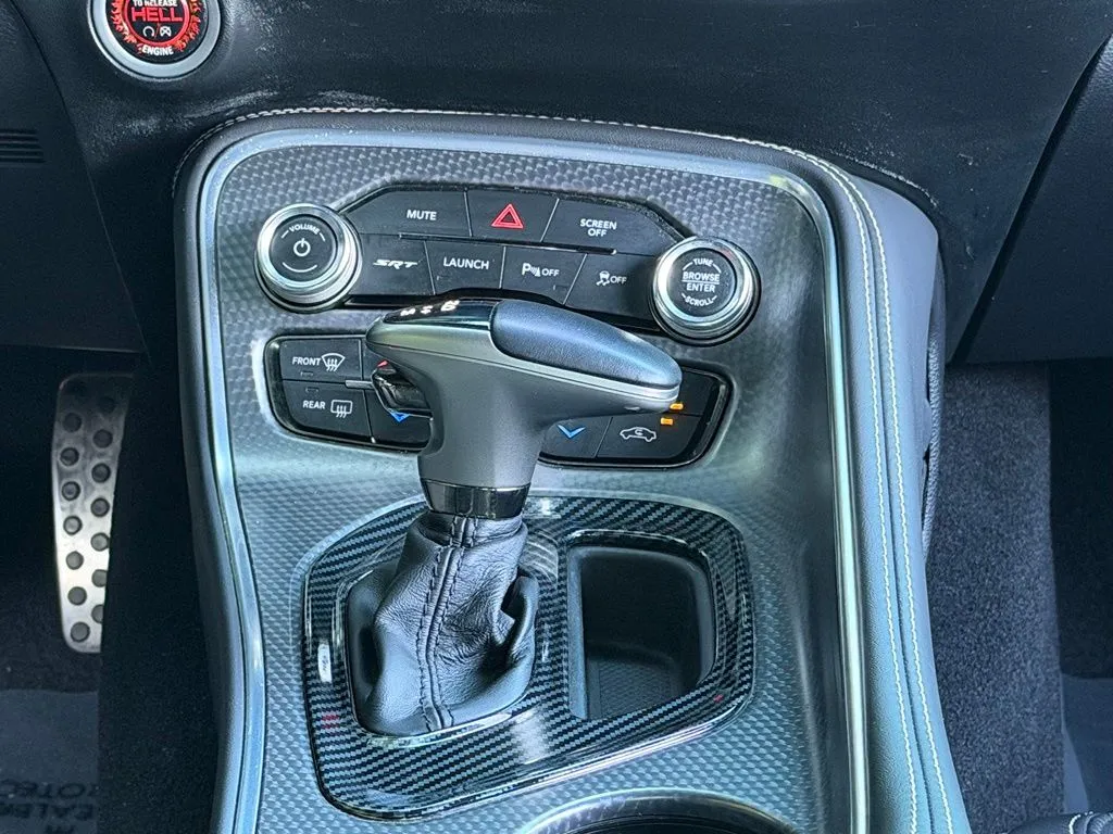 Dodge Challenger photo 43