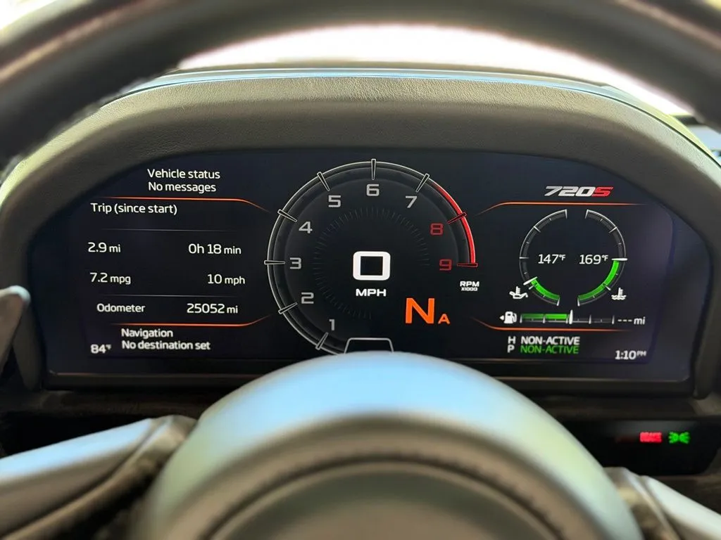 McLaren 720S photo 50