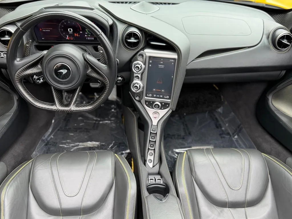 McLaren 720S photo 44