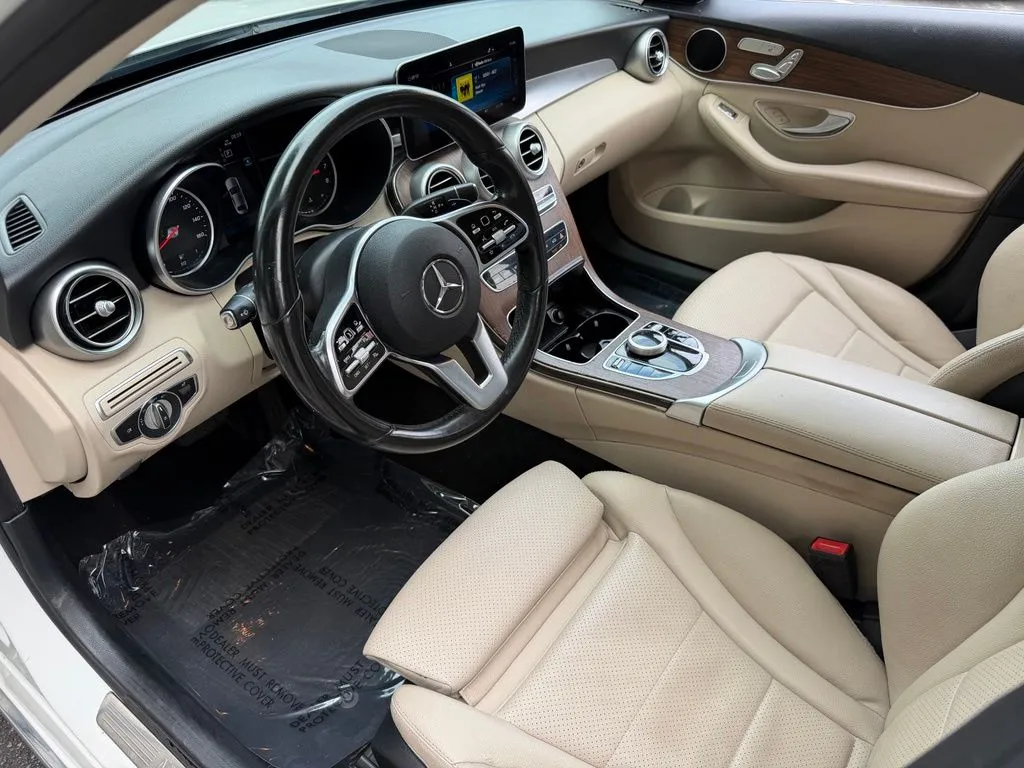 Mercedes-Benz C-Class photo 22