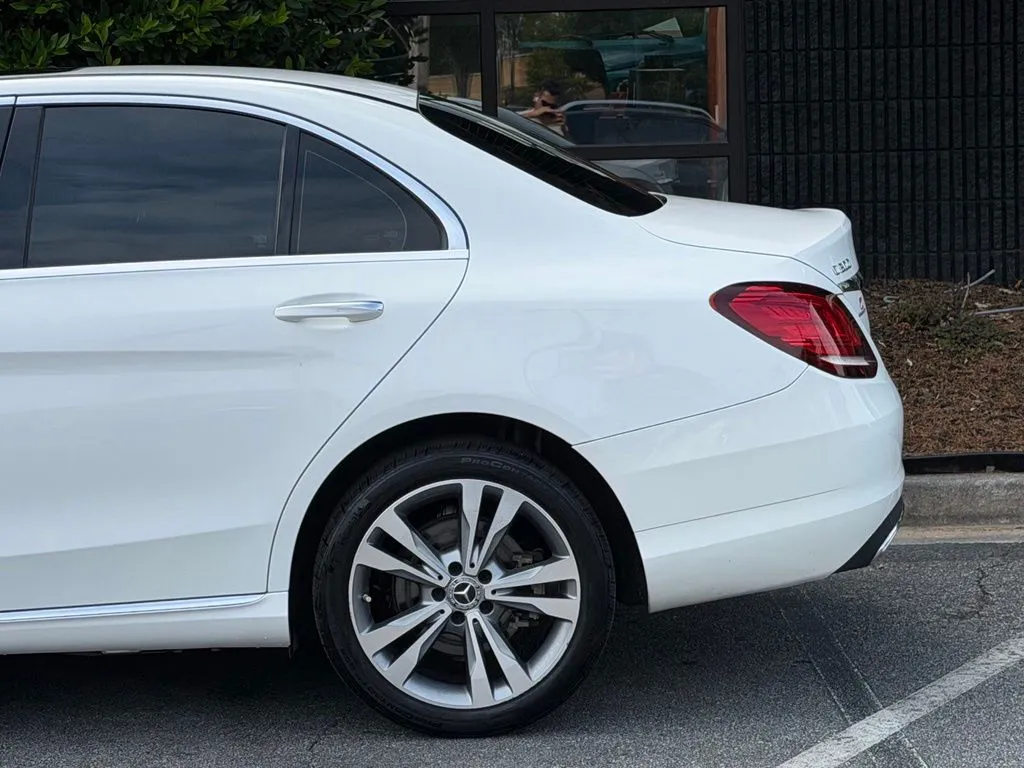 Mercedes-Benz C-Class photo 11