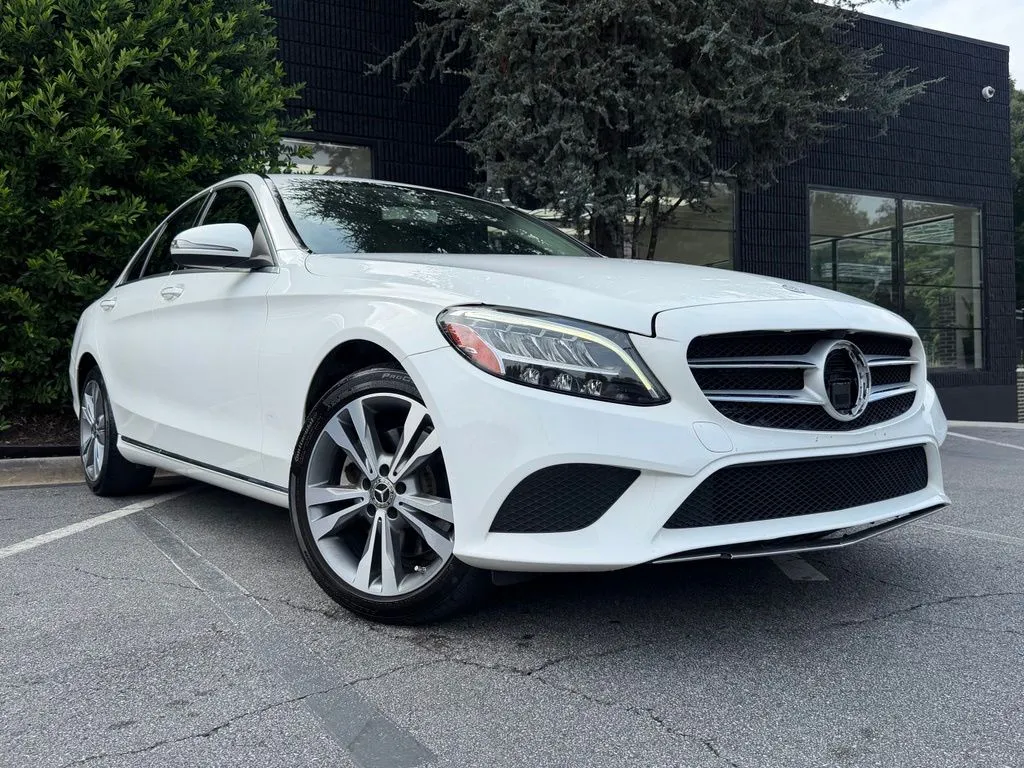 Mercedes-Benz C-Class photo 8