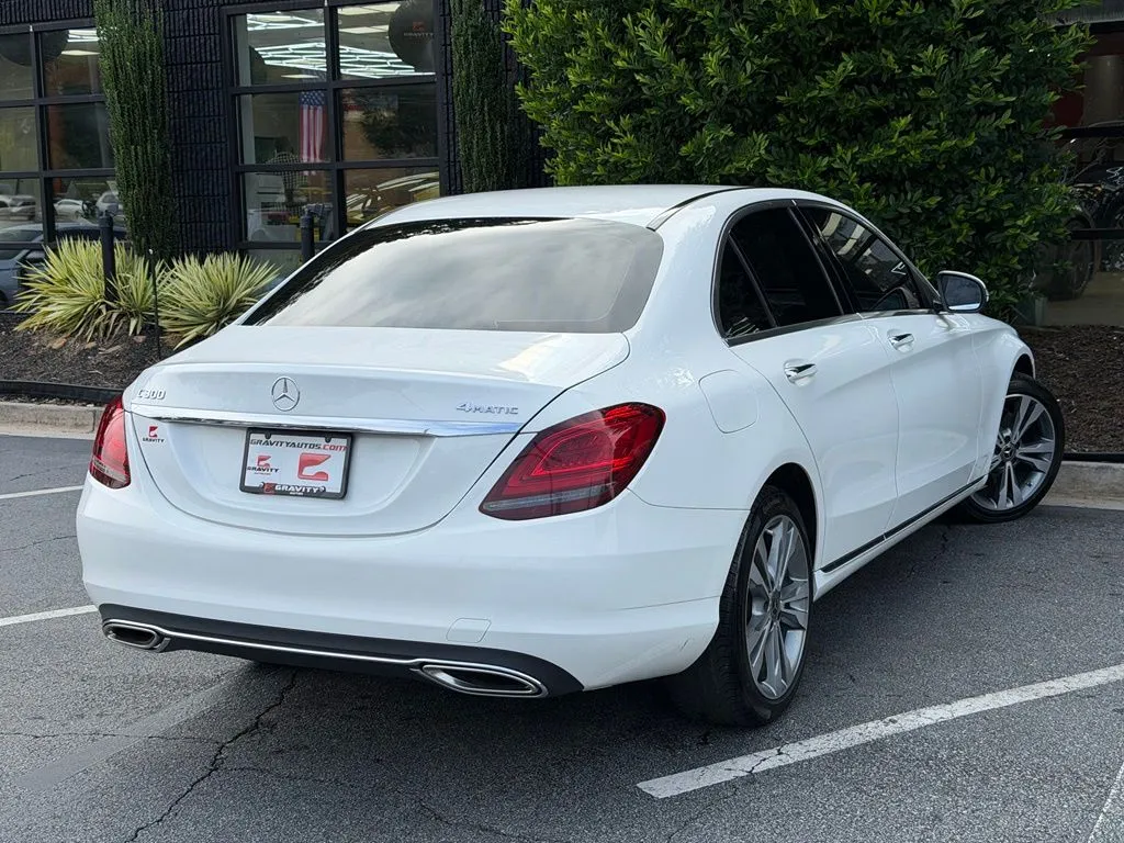 Mercedes-Benz C-Class photo 12