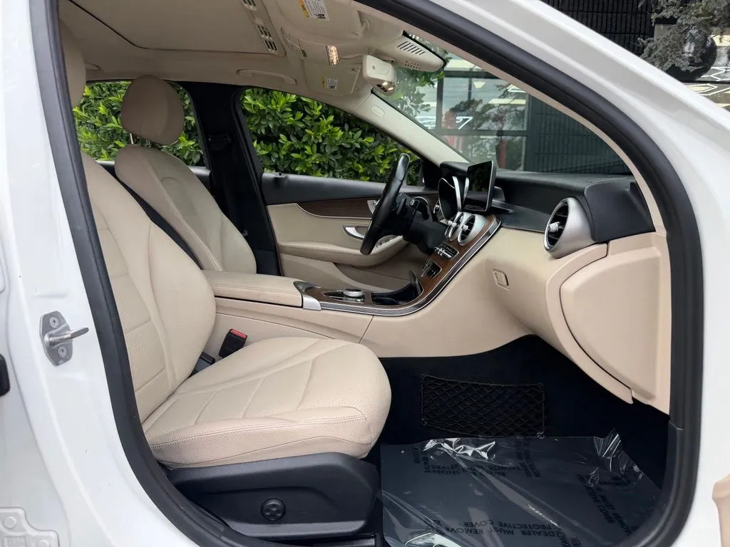Mercedes-Benz C-Class photo 31