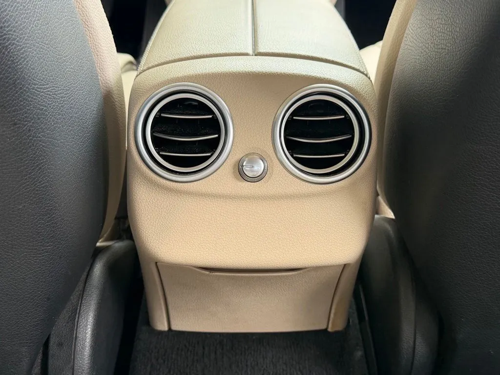 Mercedes-Benz C-Class photo 48