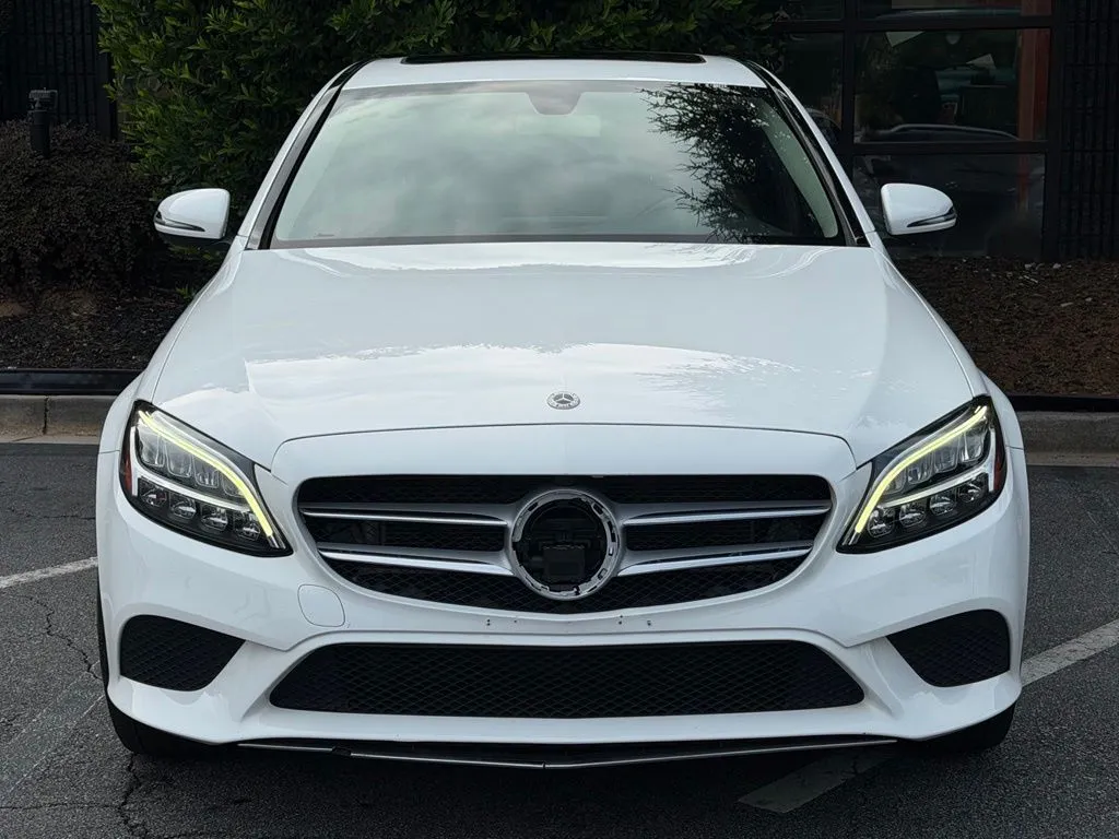 Mercedes-Benz C-Class photo 3