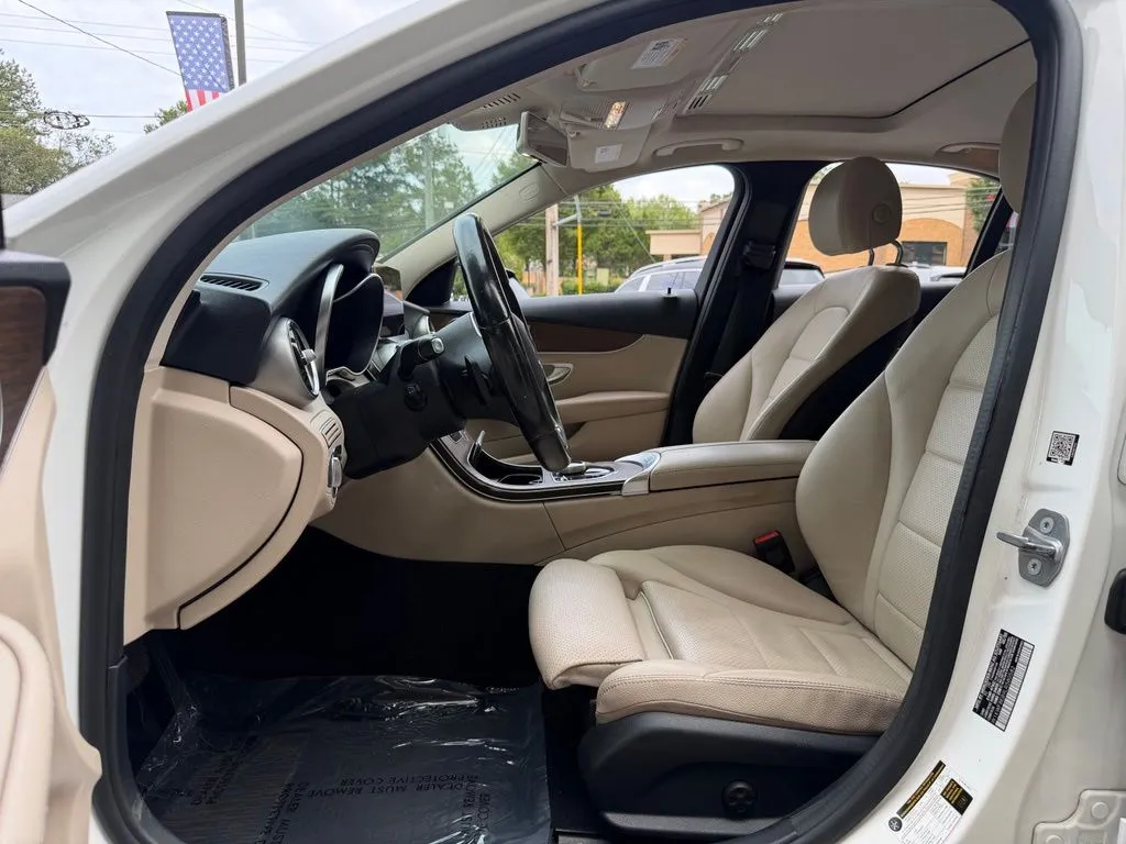 Mercedes-Benz C-Class photo 23