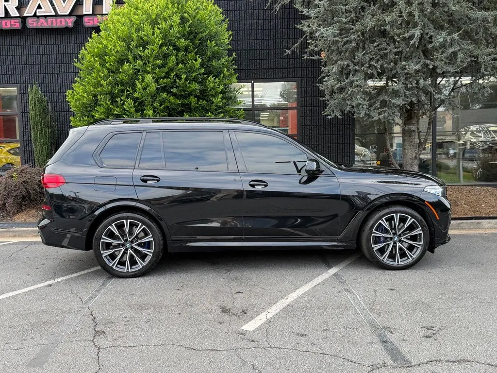 BMW X7 photo 21