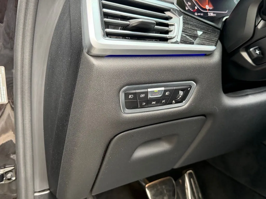 BMW X7 photo 28