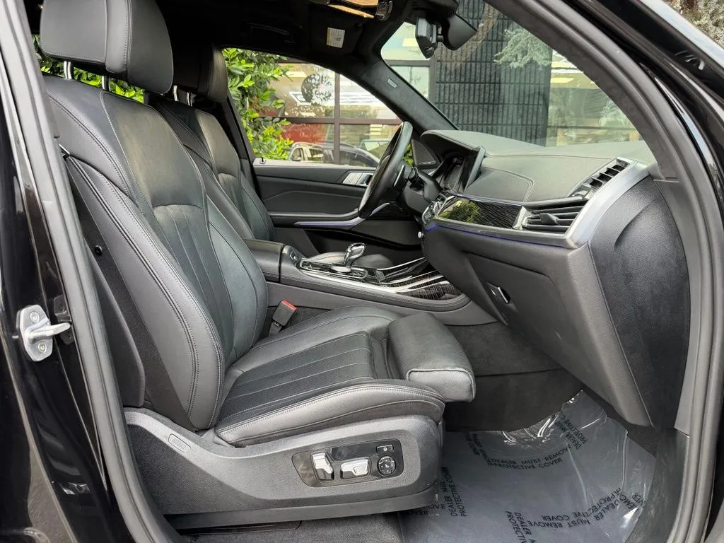 BMW X7 photo 36
