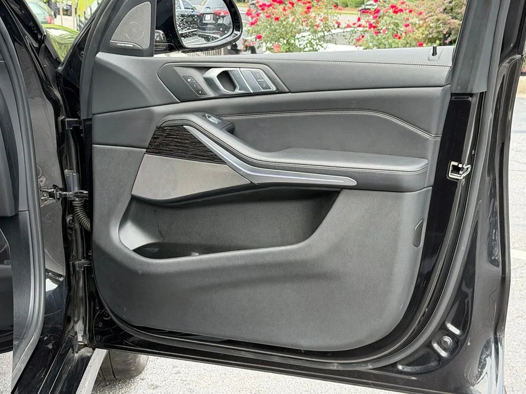 BMW X7 photo 39