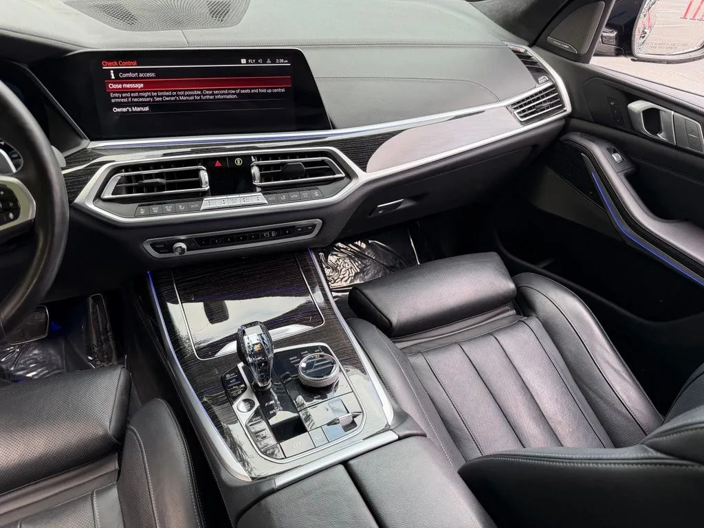 BMW X7 photo 47