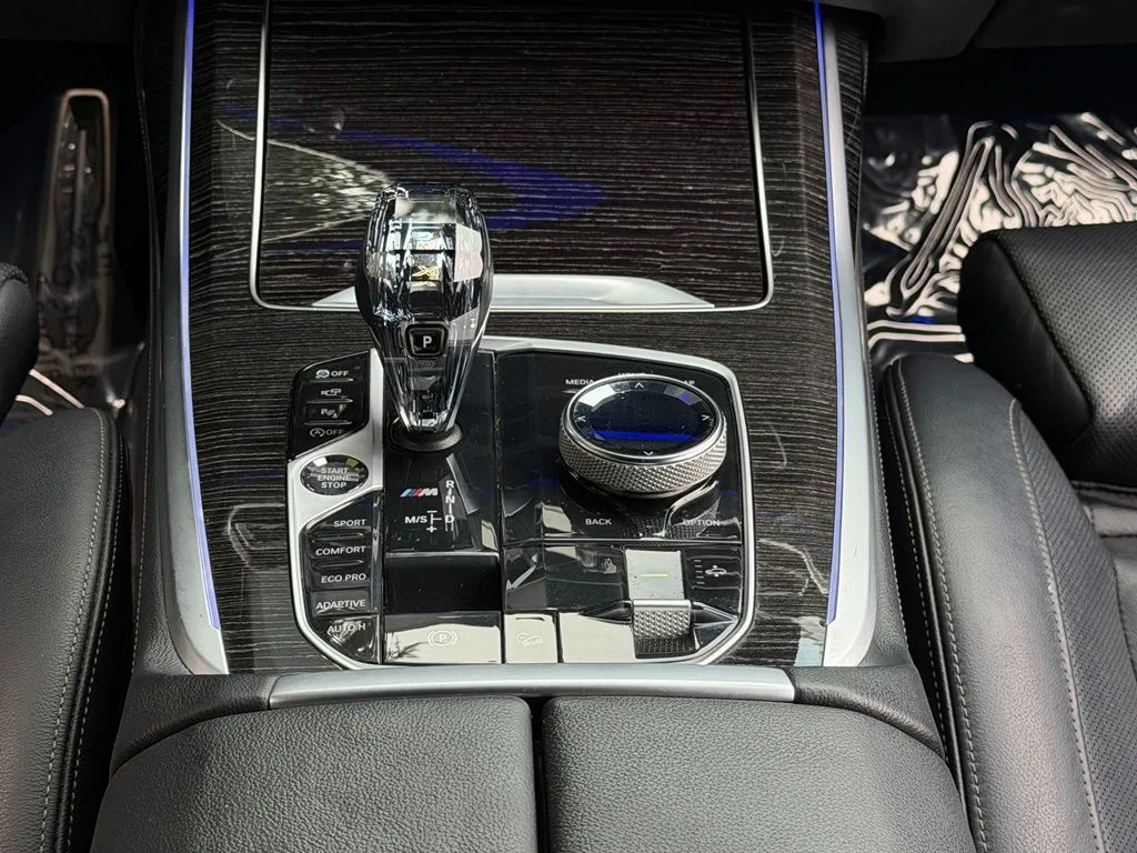 BMW X7 photo 53