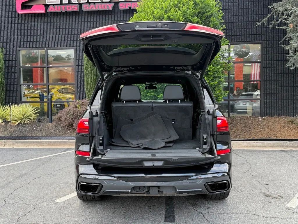 BMW X7 photo 17