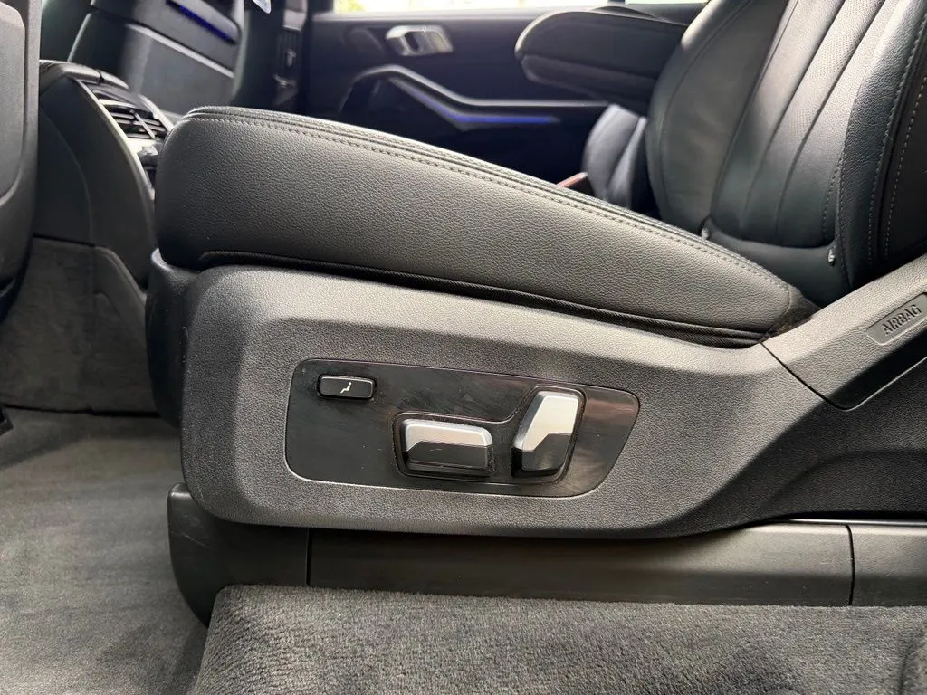 BMW X7 photo 34