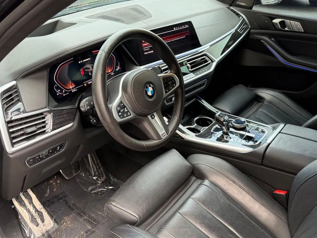 BMW X7 photo 24