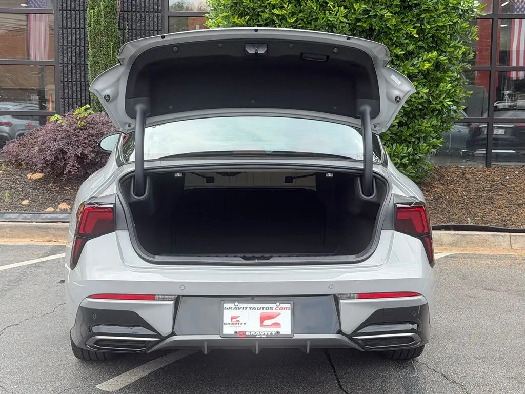 Kia K5 photo 17