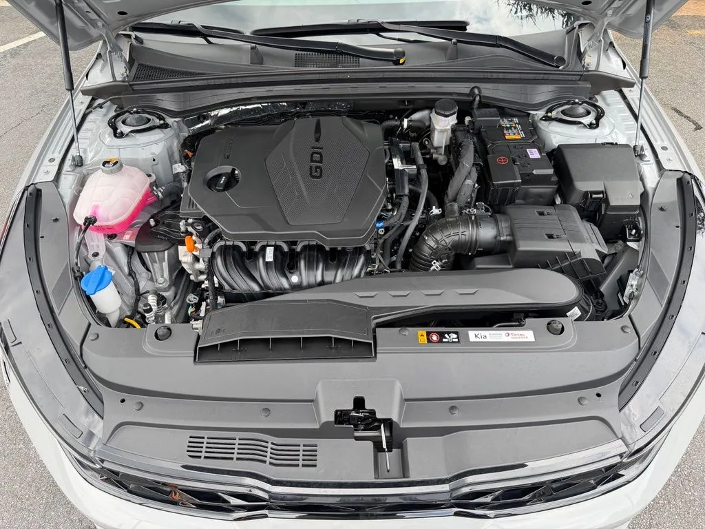 Kia K5 photo 6