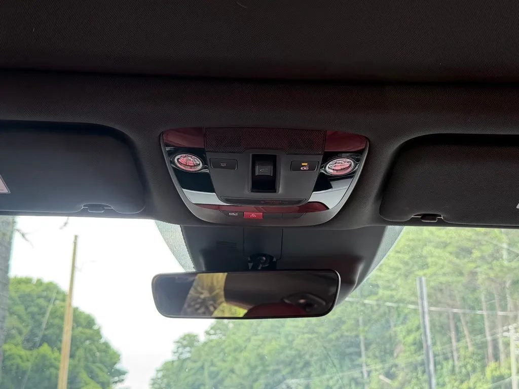 Kia K5 photo 49
