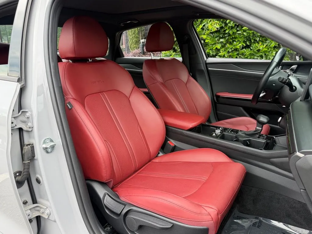 Kia K5 photo 34