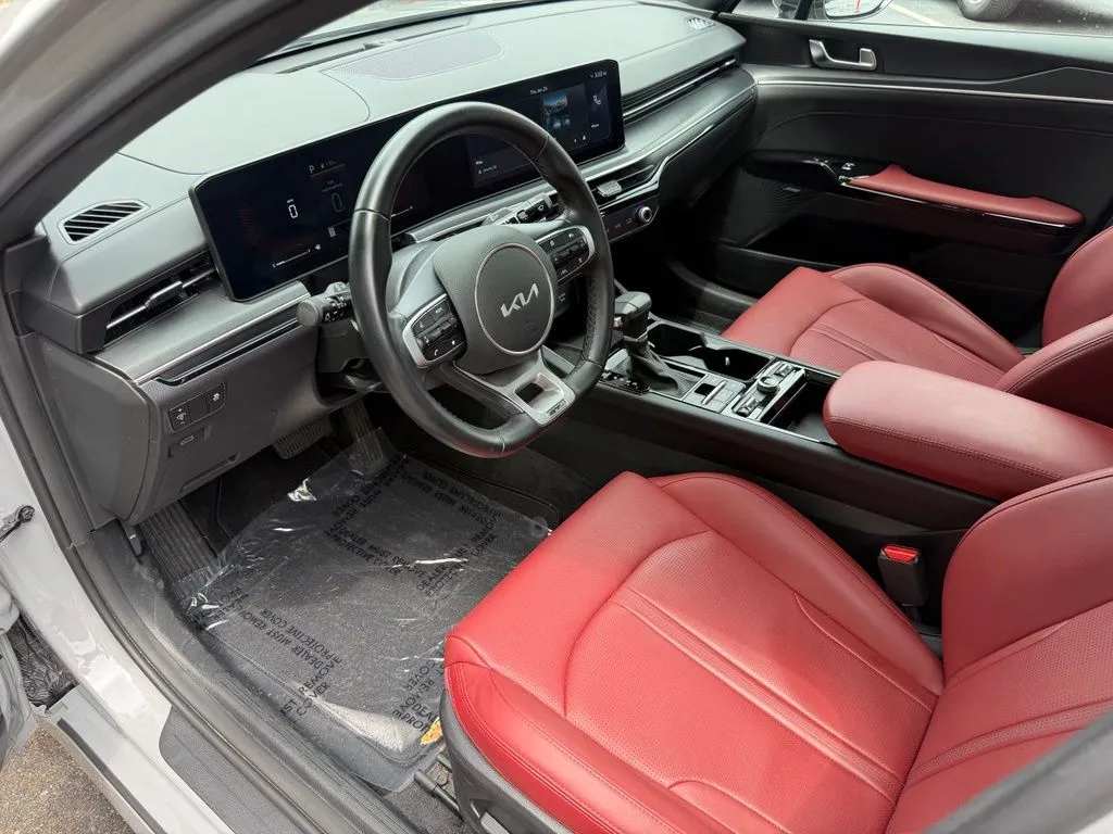 Kia K5 photo 24