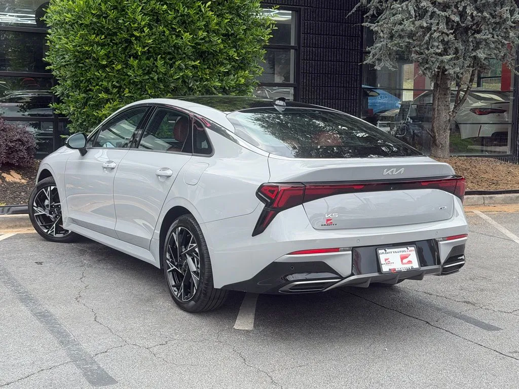 Kia K5 photo 19