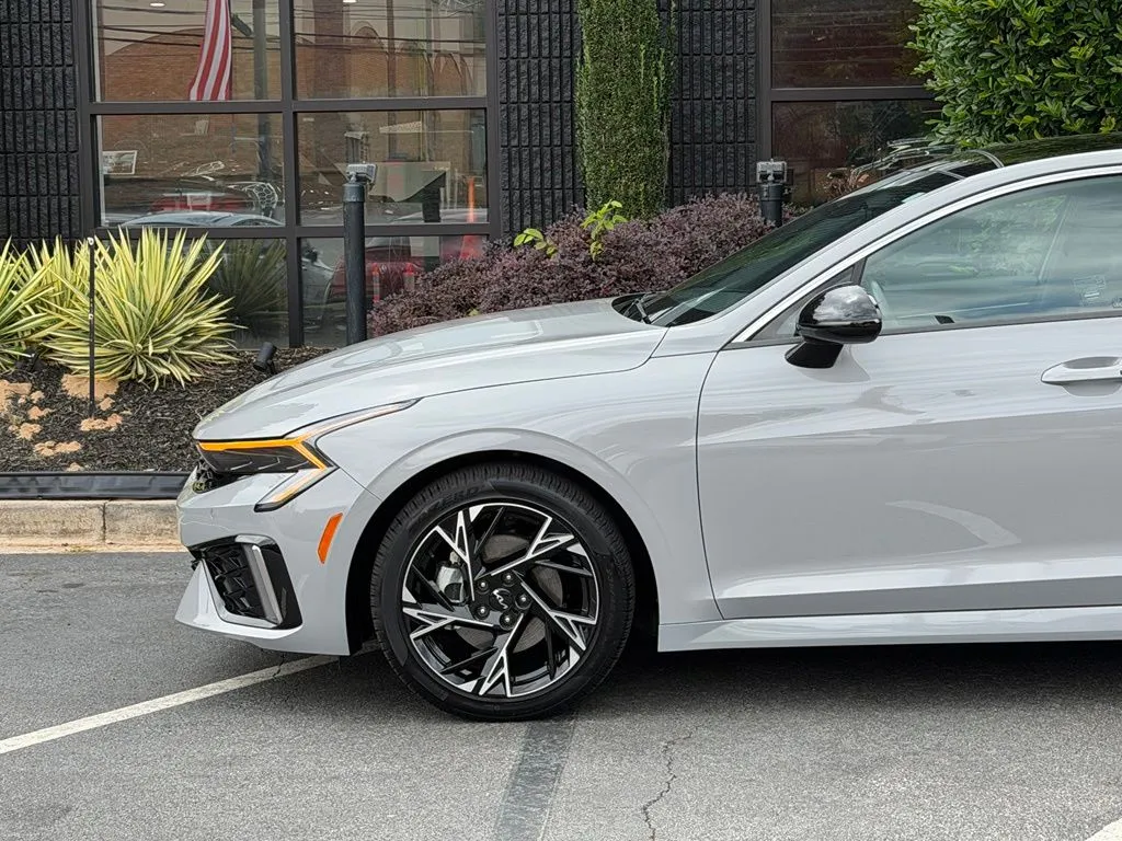 Kia K5 photo 10