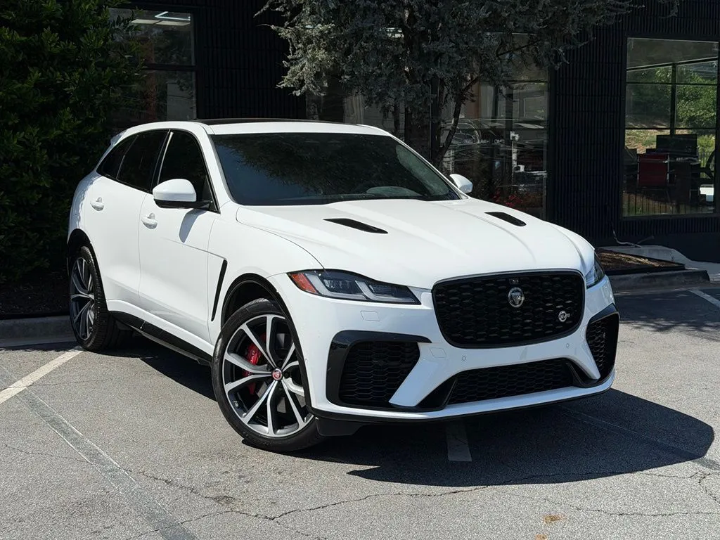 Jaguar F-PACE photo 7