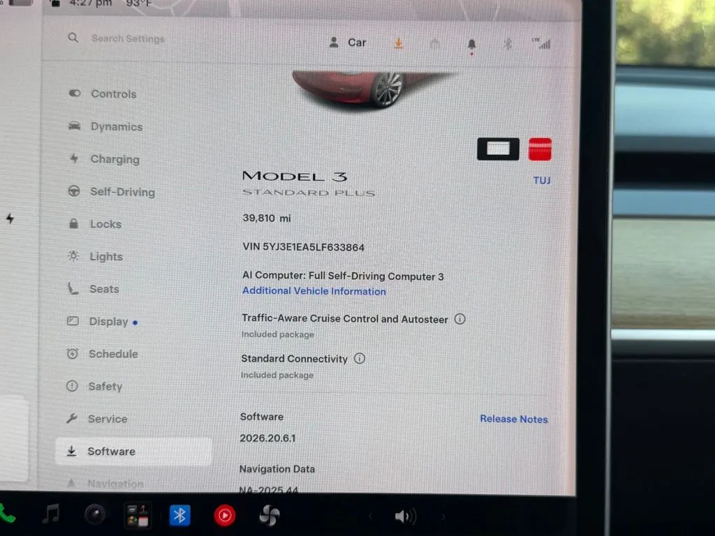 Tesla Model 3 photo 52