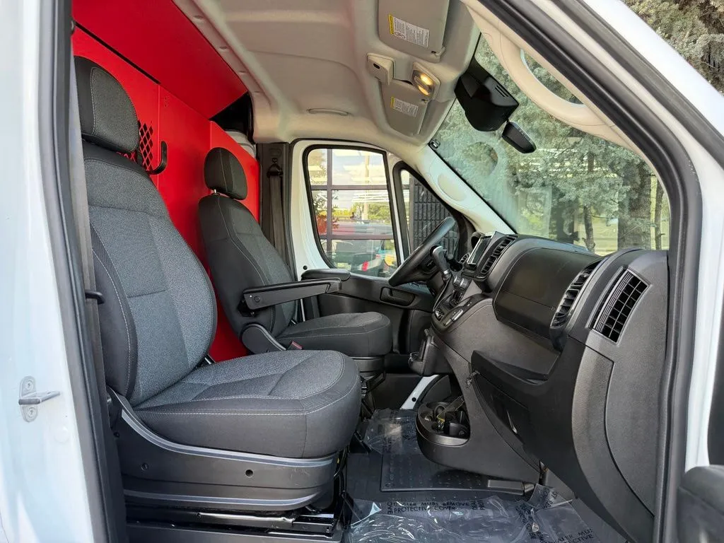 Ram ProMaster 1500 photo 33