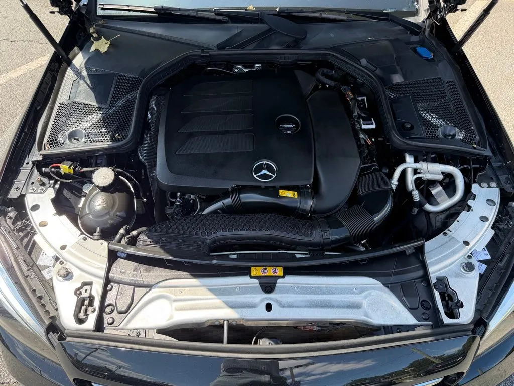 Mercedes-Benz C-Class photo 6