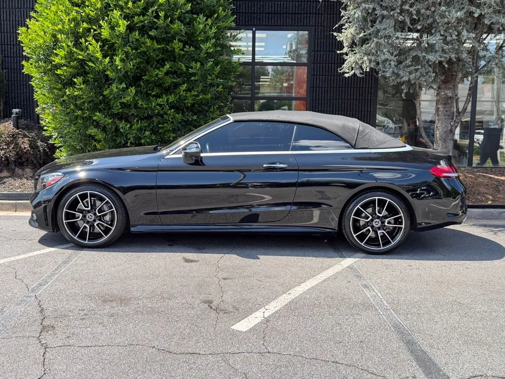 Mercedes-Benz C-Class photo 9