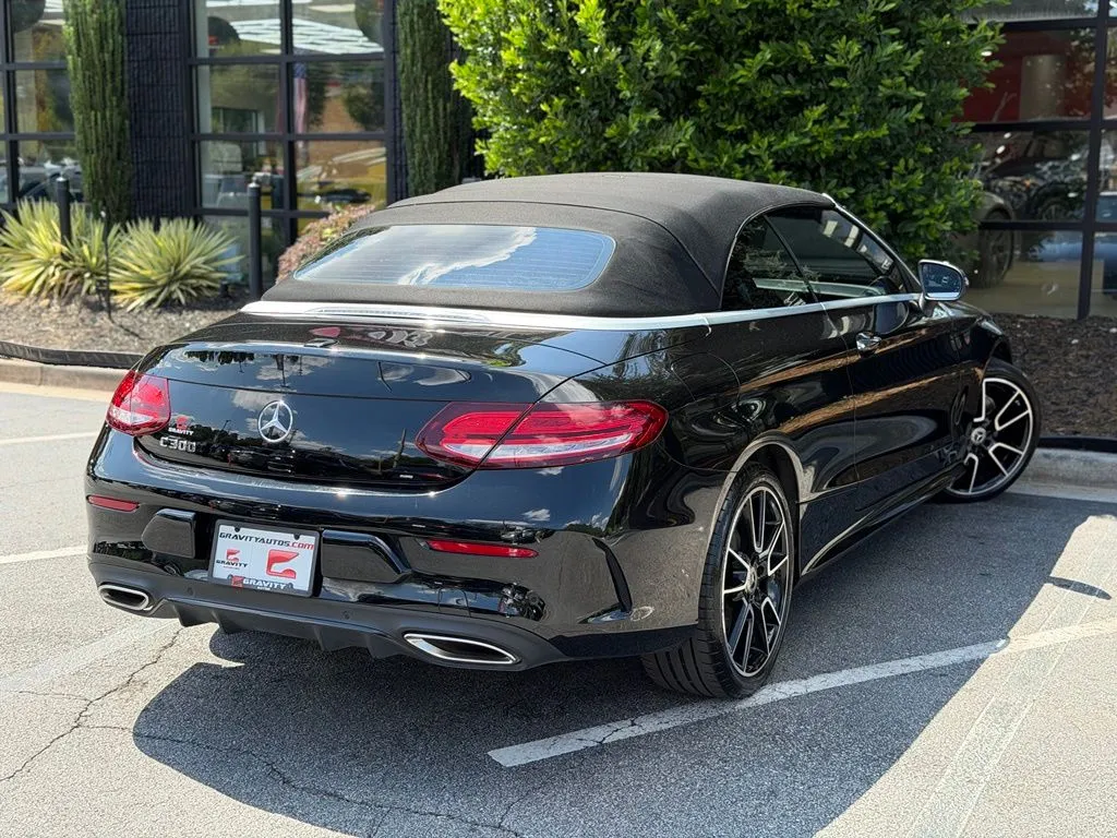 Mercedes-Benz C-Class photo 12