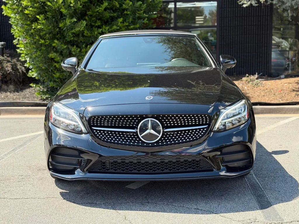 Mercedes-Benz C-Class photo 3