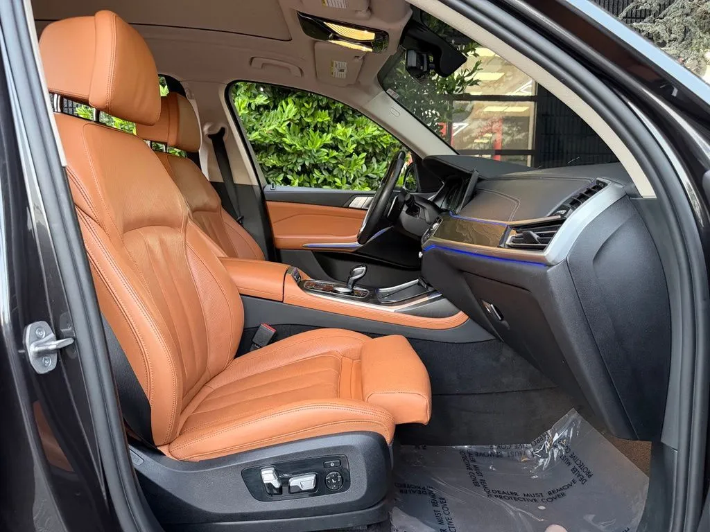 BMW X7 photo 34