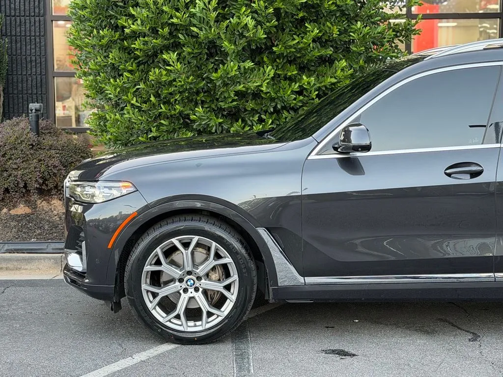 BMW X7 photo 10