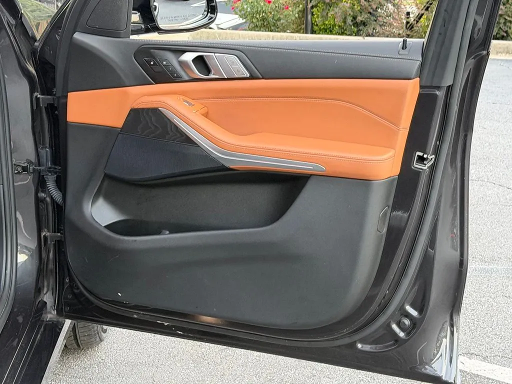 BMW X7 photo 36