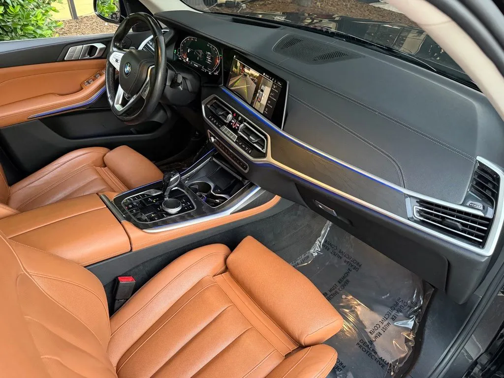BMW X7 photo 33